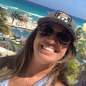 Meet your Posher, Cindy